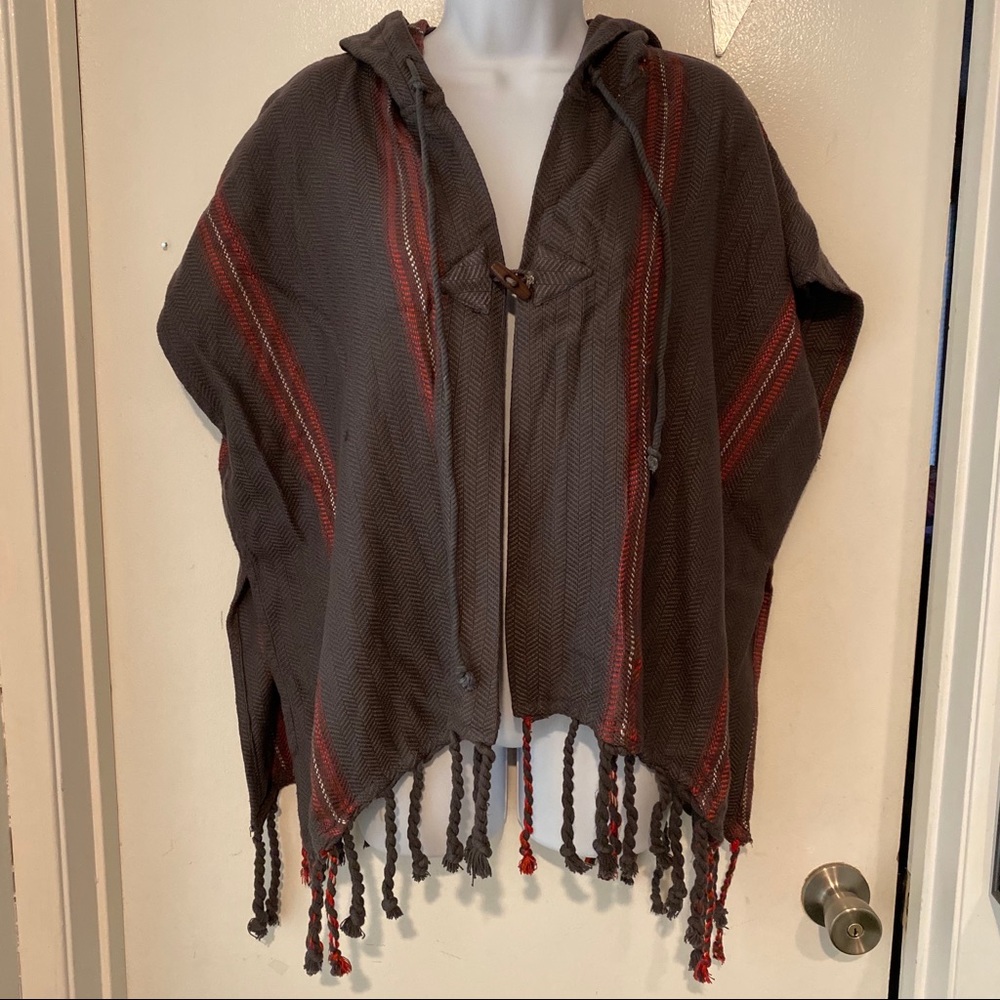Roxy Dark Grey and Red Poncho